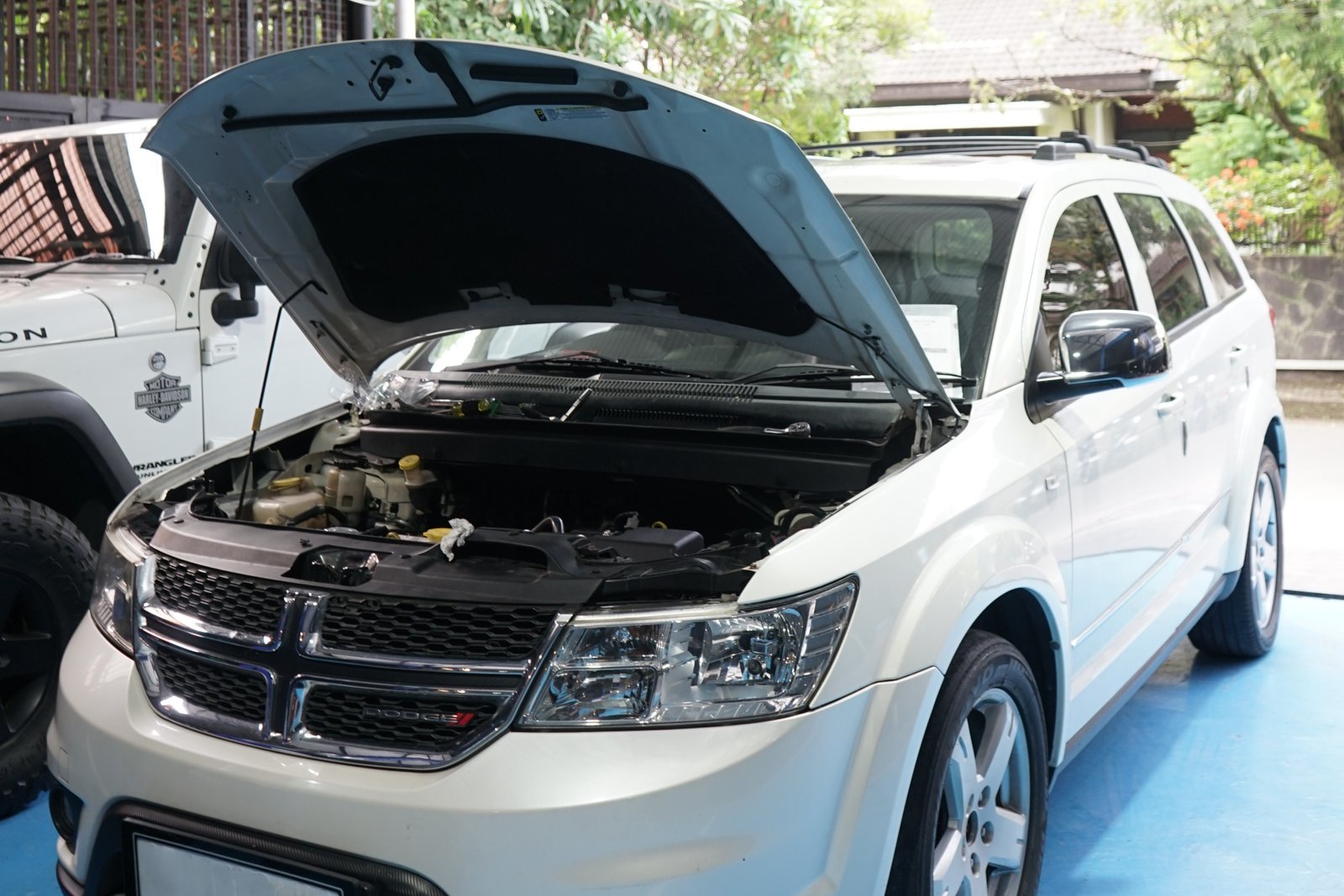 bengkel_dodge_journey_perawatan_terbaik_untuk_suv_keluarga_amerika_di_indonesia.JPG