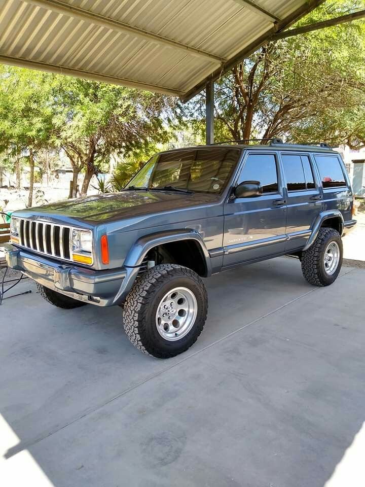 servis_ac_cherokee_saat_blower_ac_tidak_berfungsi.jpg