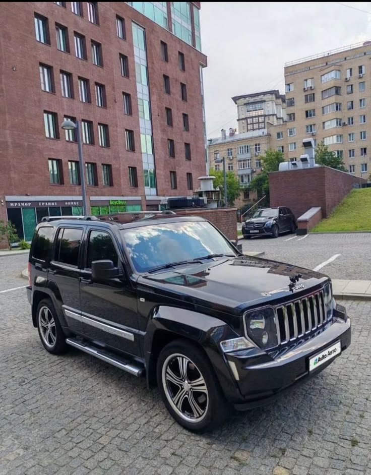 servis_kelistrikan_cherokee_untuk_mengecek_fungsi_sensor_sensor_kelistrikan.jpg
